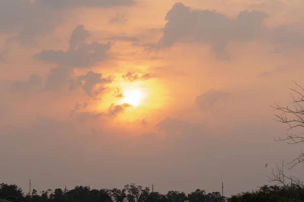 Απόγευμα Και Τοπίο Ενός Ηλιοβασιλέματος Στο Νότιο Μεσημβρινό Της Λατινικής — Φωτογραφία Αρχείου