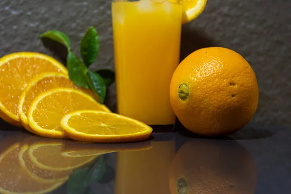 Proutěný Košík Citrusovou Limonádou Citrus Latifolia Citrusové Limonium Kyselé Ovoce — Stock fotografie