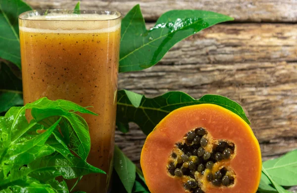 Papaya Juice Wood Background Fresh Fruits Detox Drink Tropical Fruit — Stock Photo, Image