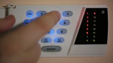Koruma için alarm