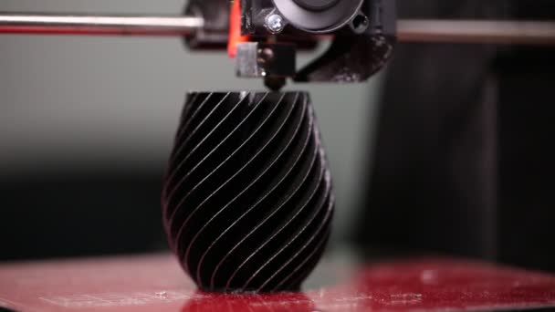 Impressão em uma impressora 3D modelos 3D — Vídeo de Stock