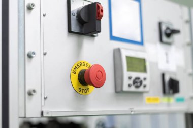 Acil durdurma düğmesi makine, makine anormal durumunda kapatıldı 