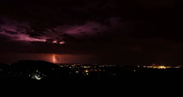 Orage dans les nuages — Photo