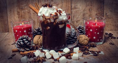 Noel sıcak çikolata hatmi ile.