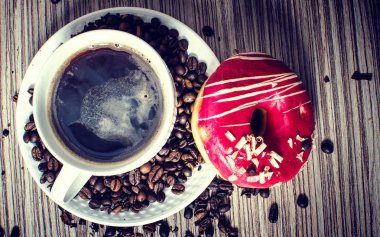 Kahveli çikolatalı çörek.