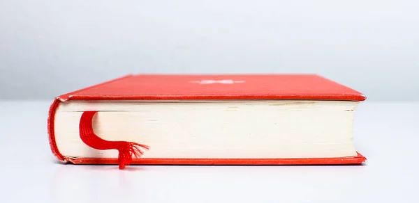 Mucchio di vecchi libri — Foto Stock