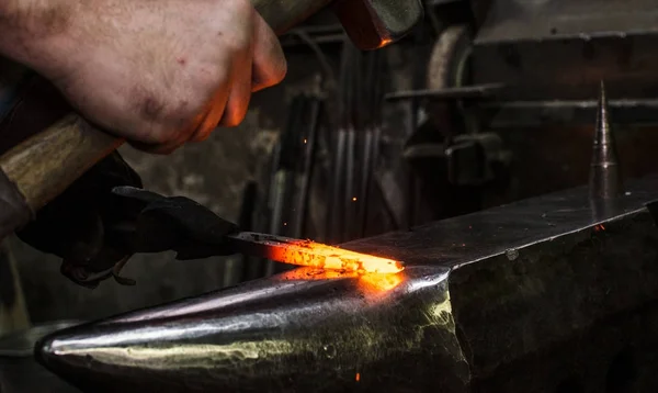 Blacksmith at work — Stock Photo, Image