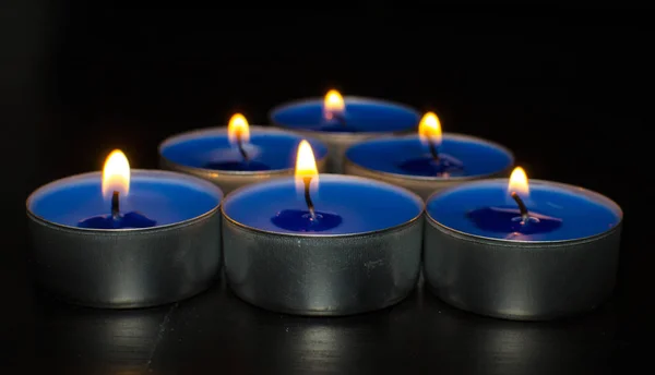 Velas azuis dos namorados — Fotografia de Stock