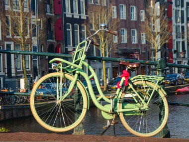 Amsterdam'da Bisiklet