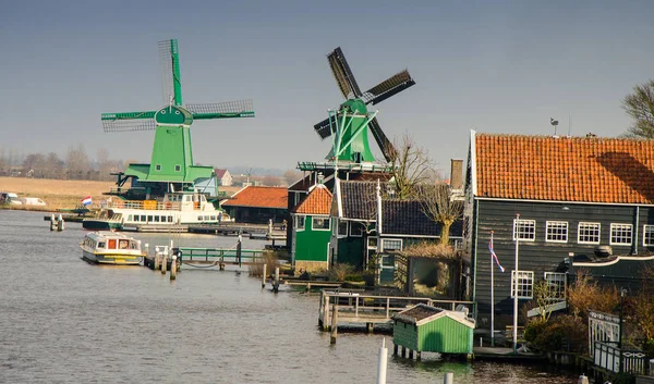 Класичний голландського будинків — стокове фото