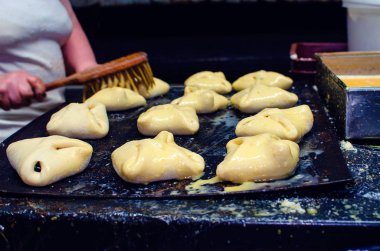 Tatlı pasta fırın gidiyor