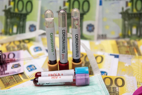 Banconota Euro Come Simbolo Recessione Economica — Foto Stock