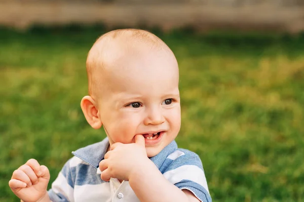 Outdoor Portrait Adorable Baby Boy Playing Summer Parc — Stock Photo, Image