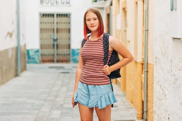 Outdoor Portrait Pretty Teenage Girl Red Dyed Hair Wearing Backpack — Stock Photo, Image