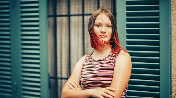 Outdoor Portrait Pretty Teenage Girl Red Dyed Hair Wearing Stripe — Stock Photo, Image