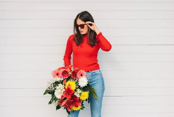 Outdoor Portrait Beautiful Young Woman Holding Big Bouquet Variety Flowers — Stock Photo, Image