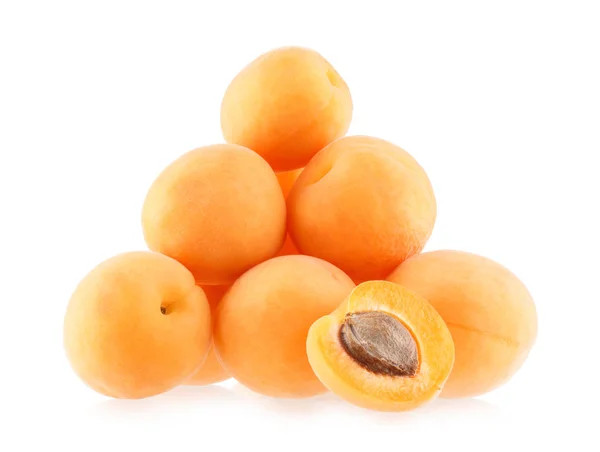 Fresh ripe apricots — Stock Photo, Image