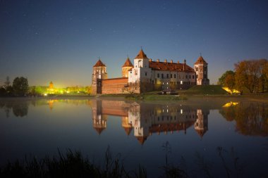 Ortaçağ Mir Kalesi