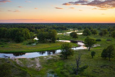  Beyaz Rusça Ubarc nehir manzara