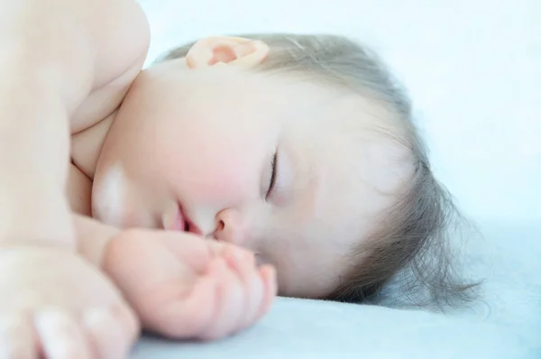 Baby Flicka Sover Ganska Infant Söt Sömn Dagtid Hälsosam Livsstil — Stockfoto