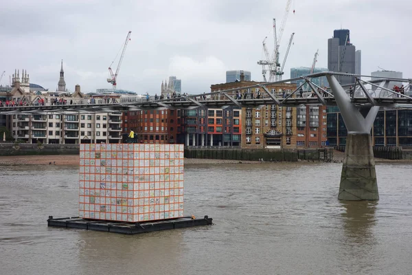 Linterna Floating Dreams en Londres — Foto de Stock