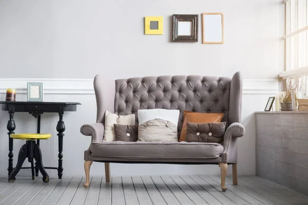 Wasserij kamer interieur in grijze kleur — stockfoto © iriana88w ... Gezellige woonkamer living rooms