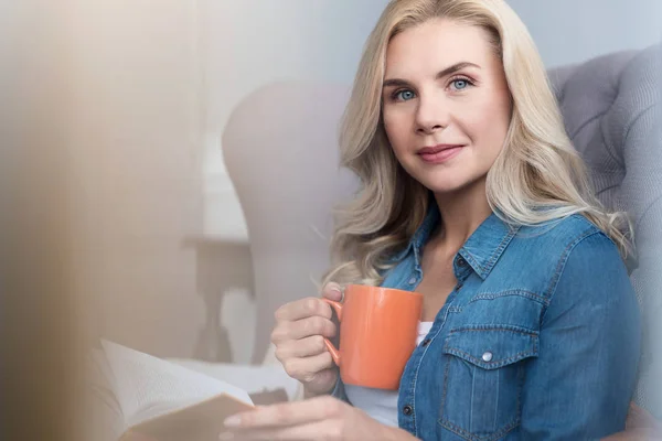 Nice blond woman with cup — Stock Photo, Image