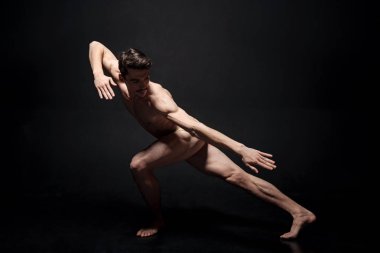 Yetenekli genç dansçı eğitim 