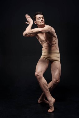 Yetenekli aktör gerçekleştirme 