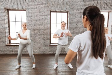 yoga eğitmeni ile ziyaret 