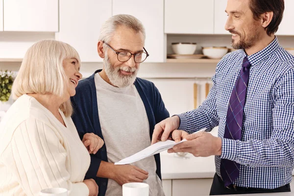 Couple owners meeting real estate agent — Stock Photo, Image