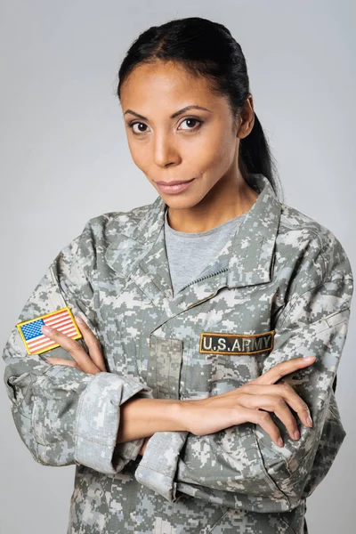 Дама позує за нову кампанію військової реклами — стокове фото