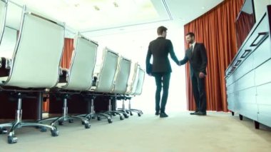 businesspartners toplantı odasına