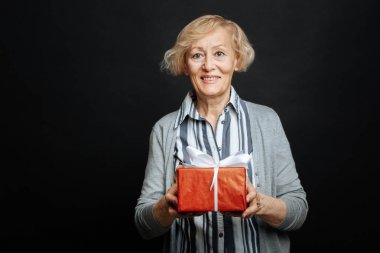 Stüdyo hediye ile mutlu yaşlanma emekli holding kutu