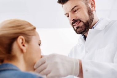 Doktor hastasına arıyorsunuz