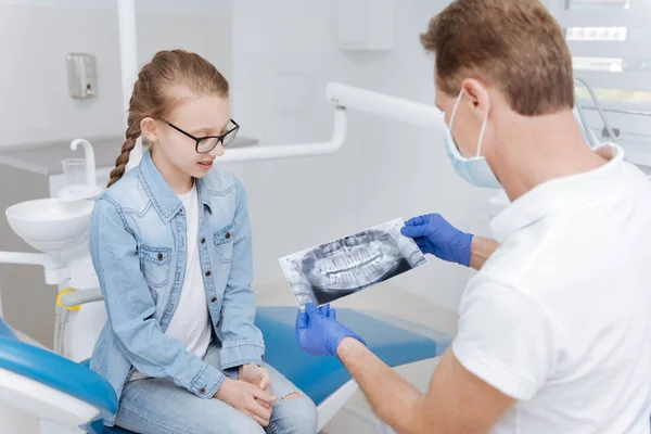 Lady väntar på diagnos — Stockfoto