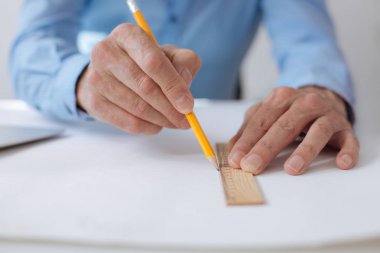 Adam drawign planı yakın çekim