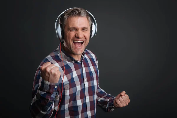 Man loving the new track — Stock Photo, Image