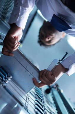 Blade sunucu ile çalışan akıllı akıllı mühendis