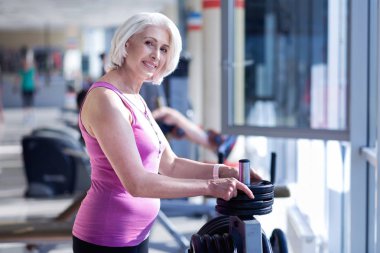 Üst düzey Bayan holding halter