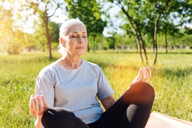 kadının Yoga eğitim