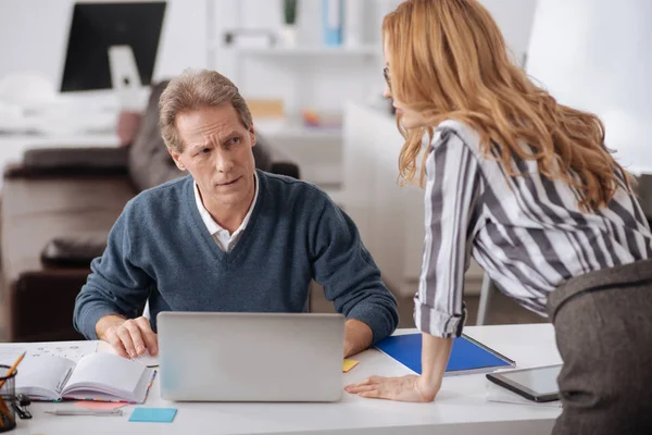 Yaratıcı office iş arkadaşlarınızla işbirliği İş Merkezi