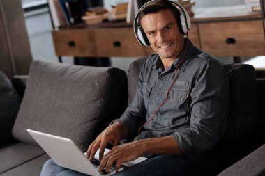 İlginç birşeyler canlı iddialı adam