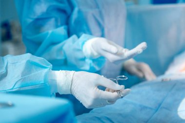 Yetkili doktor holding özel araç
