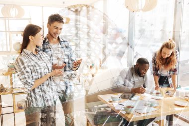 Akıllı öğrenciler sınavlara birlikte hazırlanıyor