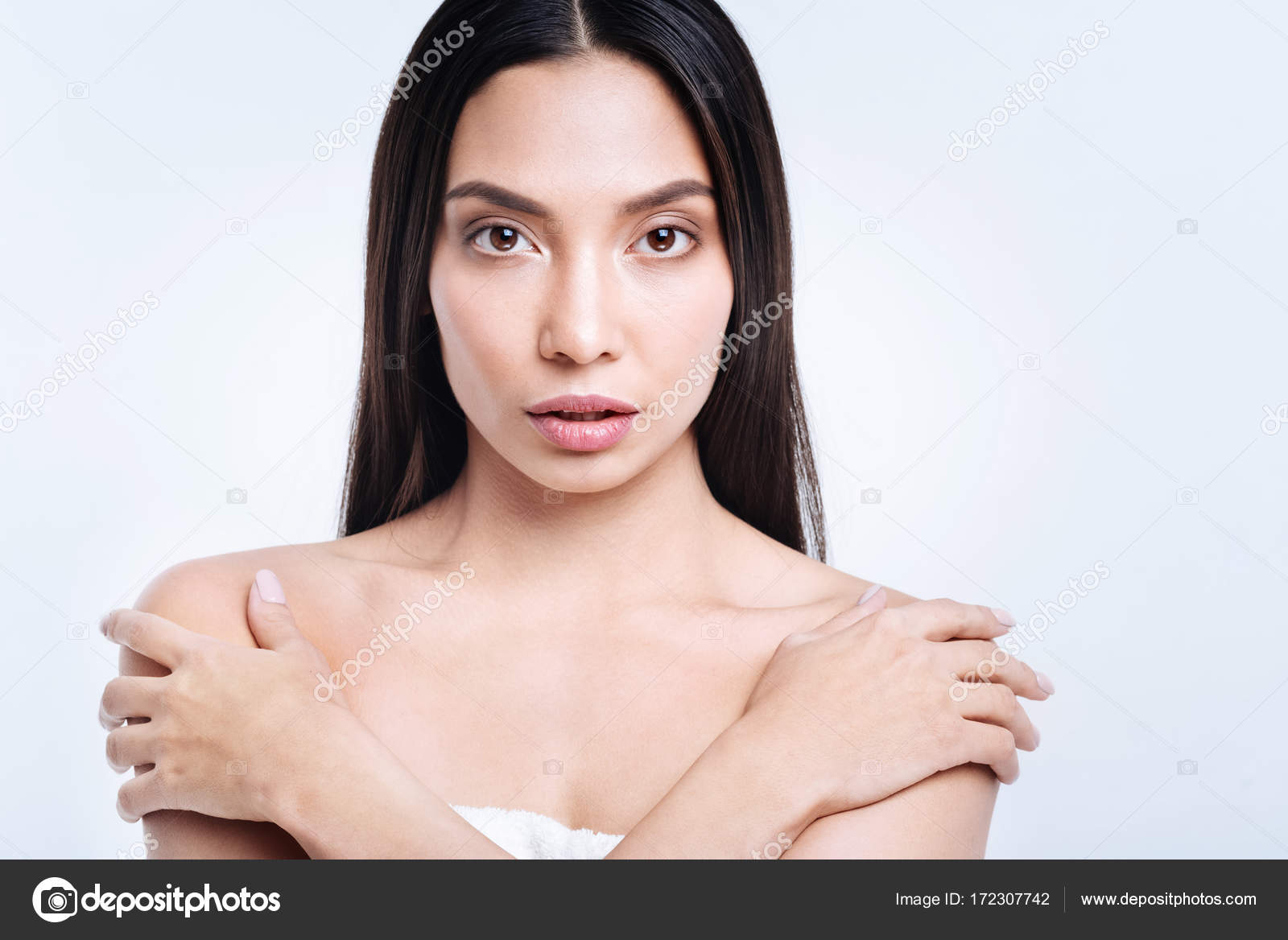 Dancer Poses with Hands Crossed Stock Image - Image of freestyle, male:  29374339