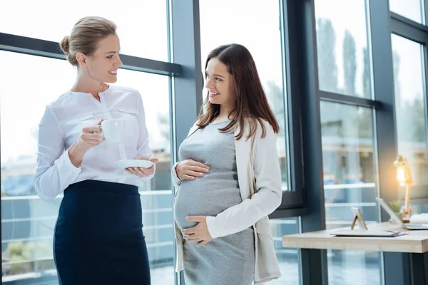 Waist up of colleagues in the office — Stock Photo, Image