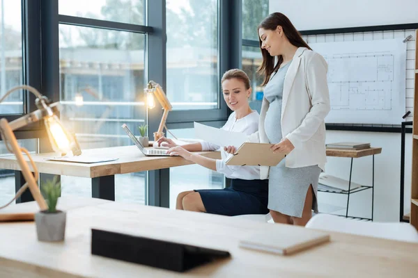 Primer plano del lugar de trabajo — Foto de Stock