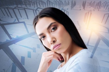 Akıllı deneyimli tasarımcı ciddi arıyorum