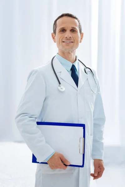 Kompetentes medizinisches Personal in der Klinik — Stockfoto